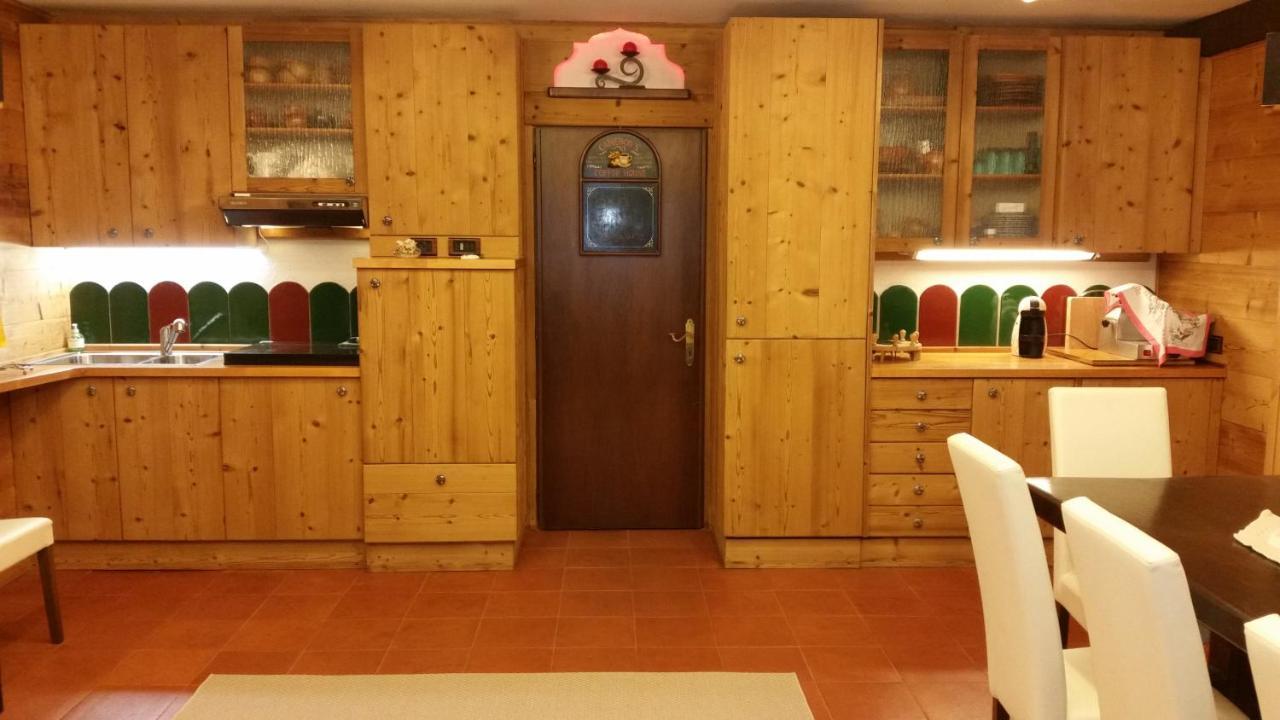 B&B Accanto Al Focolare 2 Udine Exterior photo
