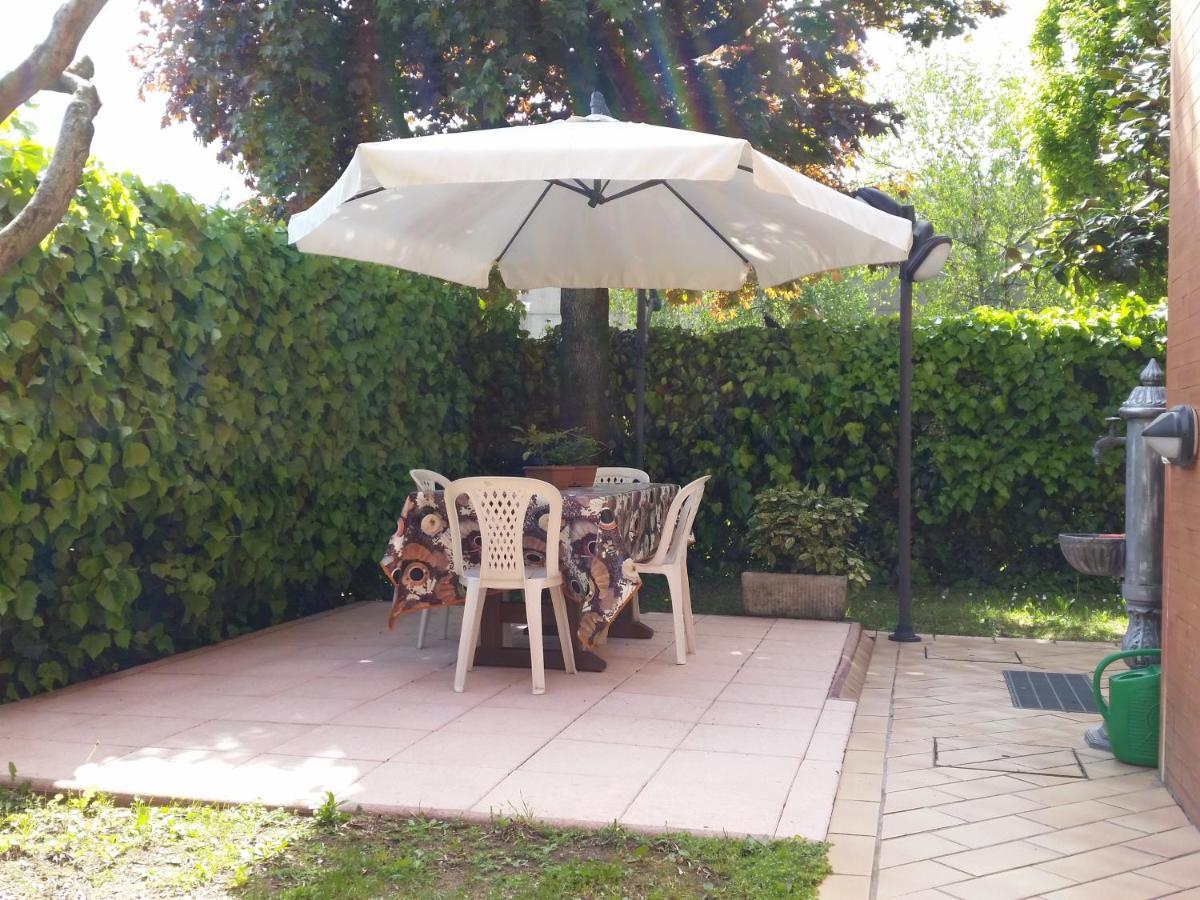 B&B Accanto Al Focolare 2 Udine Exterior photo